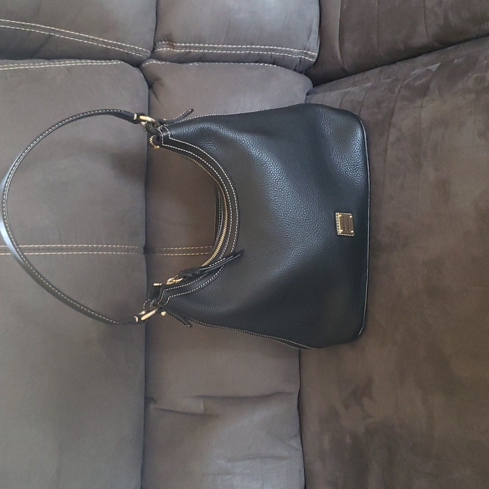 Dooney and bourke Hobo